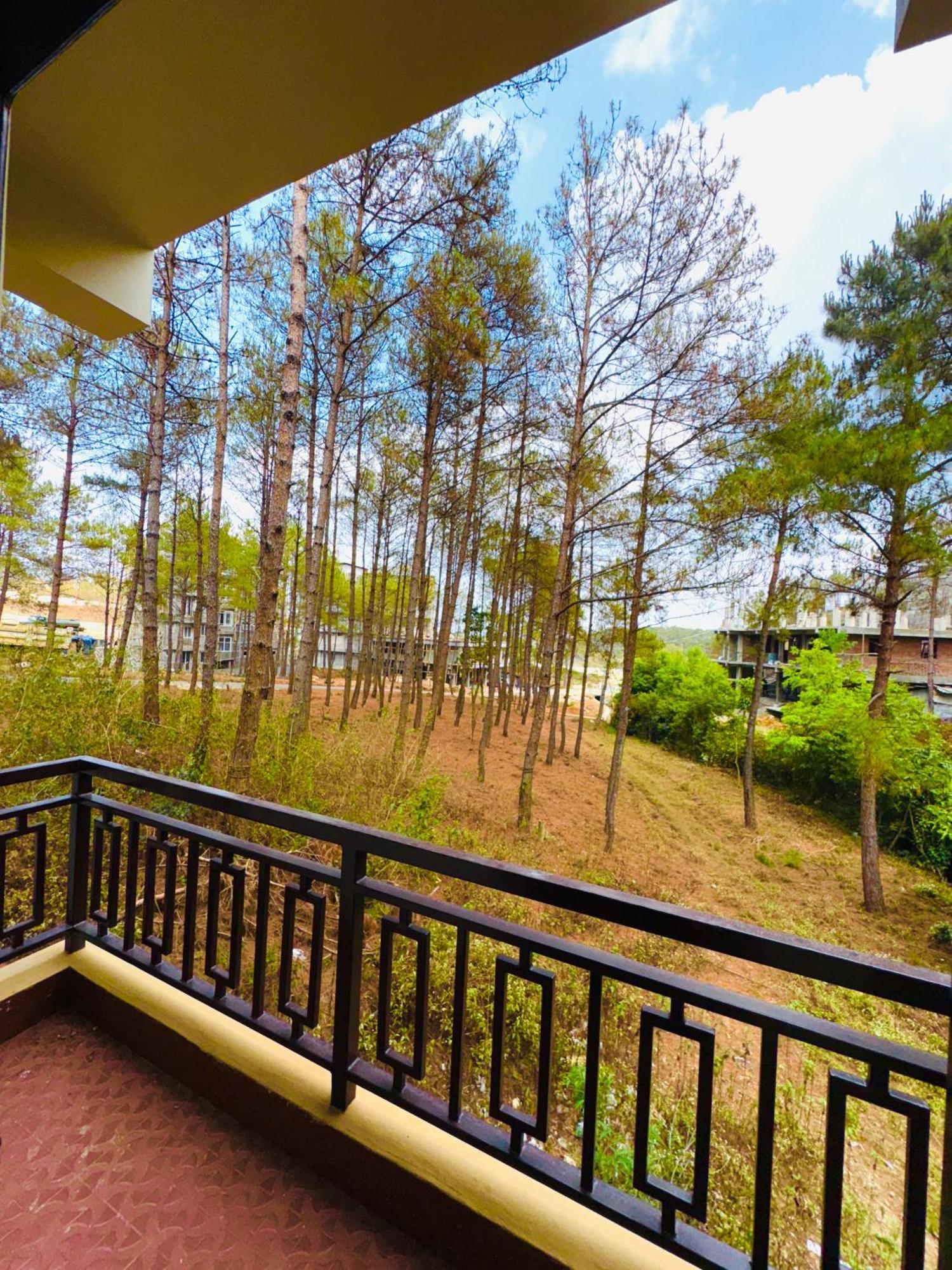Xtsy Travellers Hostel Shillong Exterior foto